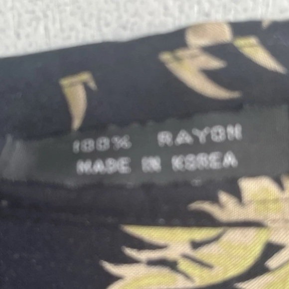 Jos. A. Bank Black and Gold Palm Print Men's Shirt - Picture 4 of 4